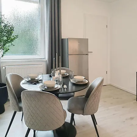 Livation - Hamm-mitte - 2 Zi - Nespresso - Smarttv - Freewifi - Ausgestattete Küche - 24h Check-in - Bis 4 Pers Pro * Hamm (North Rhine-Westphalia)