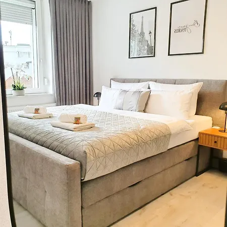 Livation - Hamm-mitte - 2 Zi - Nespresso - Smarttv - Freewifi - Ausgestattete Küche - 24h Check-in - Bis 4 Pers Pro Apartamento *