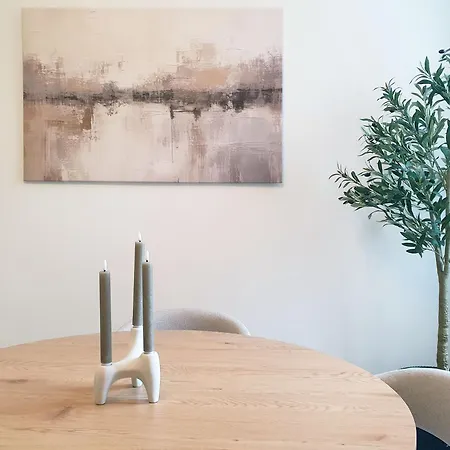 Apartmán Livation - Hamm-mitte - 2 Zi - Nespresso - Smarttv - Freewifi - Ausgestattete Kueche - 24h Check-in - Bis 4 Pers Pro *