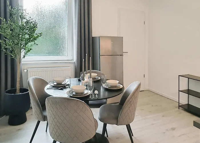 Livation - Hamm-mitte - 2 Zi - Nespresso - Smarttv - Freewifi - Ausgestattete Kueche - 24h Check-in - Bis 4 Pers Pro * Hamm (North Rhine-Westphalia)